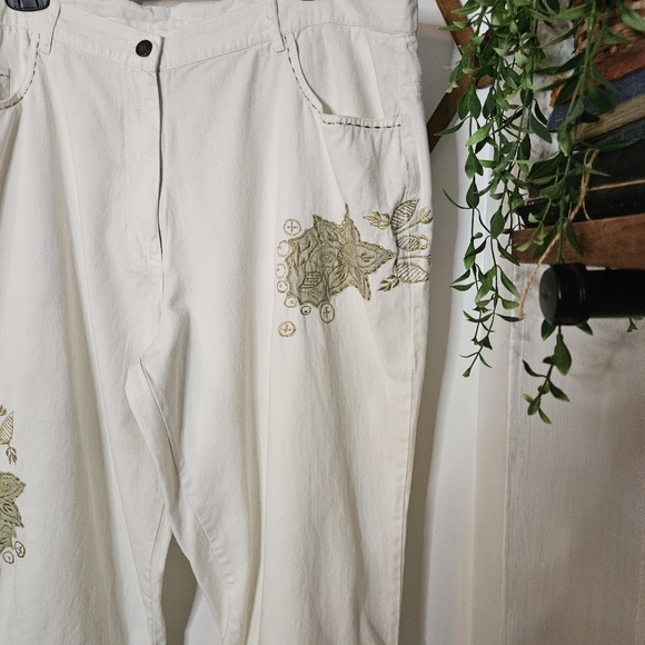 Monroe & Main Womens 1X White Cotton Embroidered‎ Capris Cuffed Cotton - Picture 4 of 8